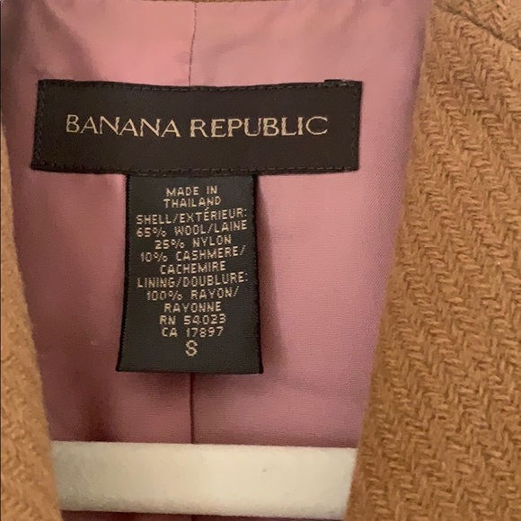 Banana Republic Wool/Cashmere Coat - Picture 4 of 6